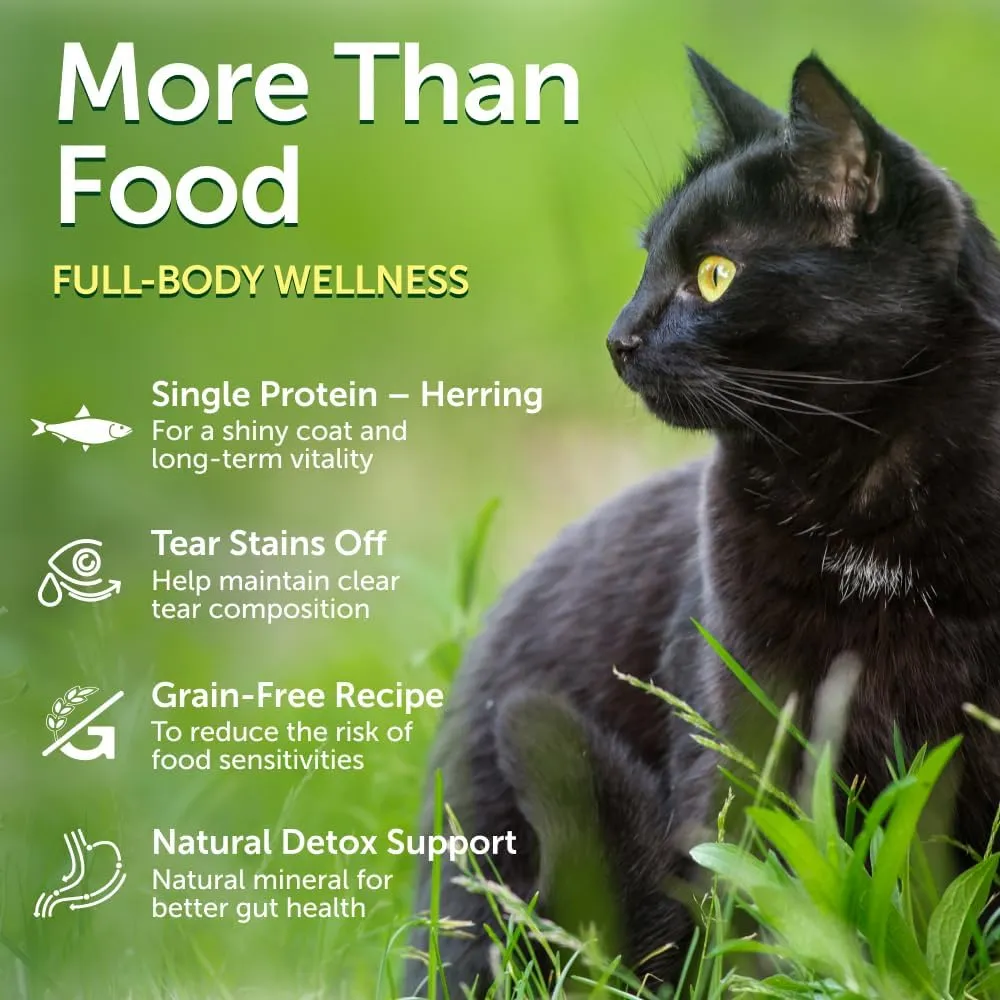 Nature's Protection Superior Care Dark Cats Grain Free Dry Cat Food with Herring, Adult All Breeds Dark Coated Cats, No Tear Stains, No Hairball 3.3 lb